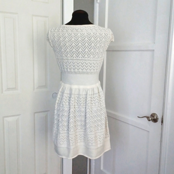 American Eagle Outfitters white and silver knit eyelet dress - Picture 6 of 10